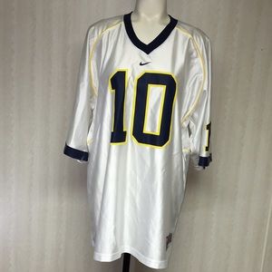 NWOT Nike team jersey